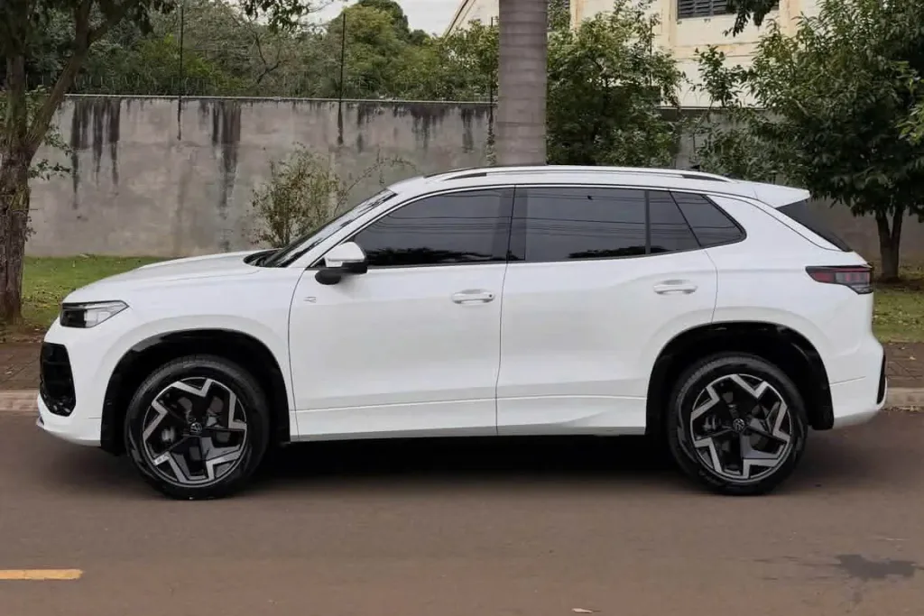 Volkswagen Tiguan thế hệ mới - M&acirc;m xe v&agrave; trang bị ngoại thất